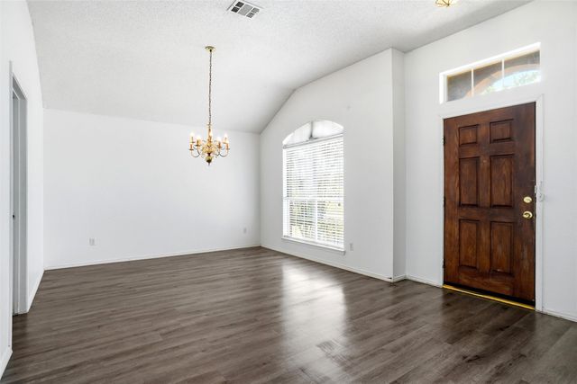 3215 Elmwood Drive, Mesquite, TX 75181