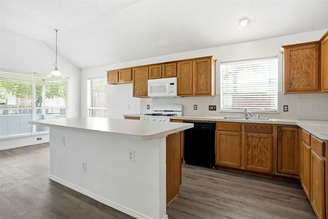 3215 Elmwood Drive, Mesquite, TX 75181