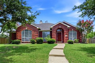 3215 Elmwood Drive, Mesquite, TX 75181