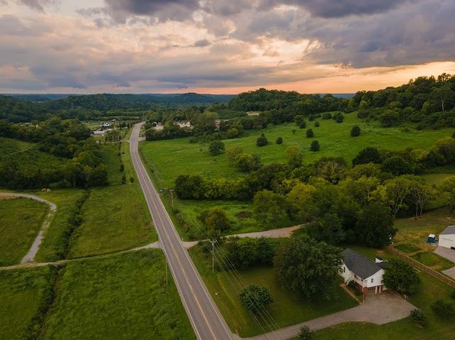 1943 Carters Creek Pike, Franklin, TN 37064