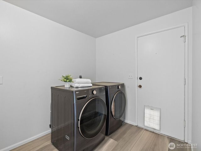1826 N 199th Street, Shoreline, WA 98133