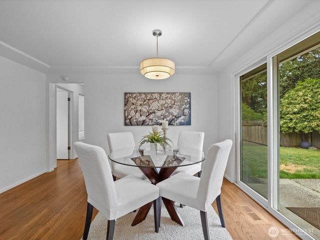 1826 N 199th Street, Shoreline, WA 98133