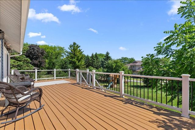 16865 Eldorado DRIVE, Brookfield, WI 53005