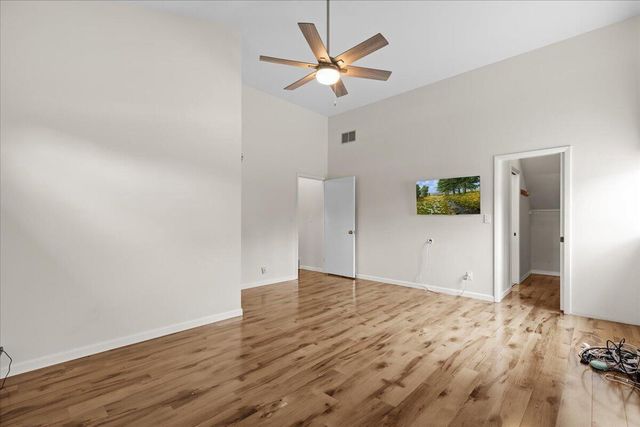 16865 Eldorado DRIVE, Brookfield, WI 53005