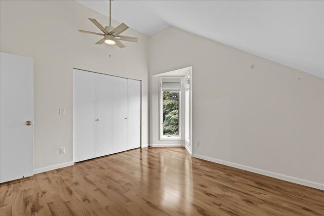 16865 Eldorado DRIVE, Brookfield, WI 53005