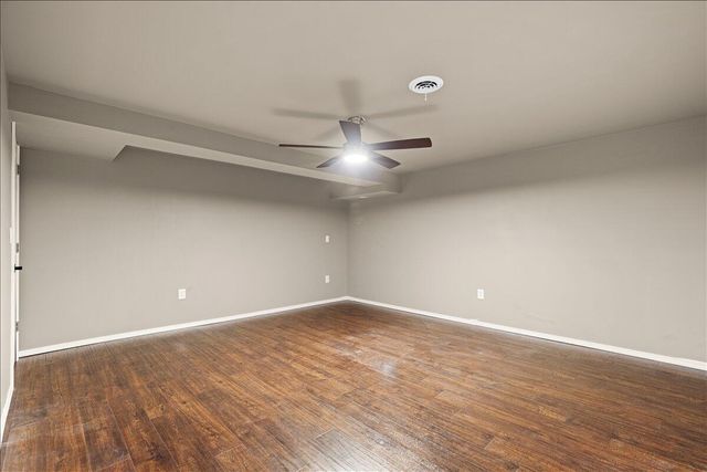 16865 Eldorado DRIVE, Brookfield, WI 53005