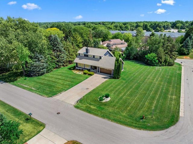 16865 Eldorado DRIVE, Brookfield, WI 53005