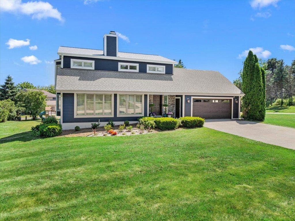 16865 Eldorado DRIVE, Brookfield, WI 53005