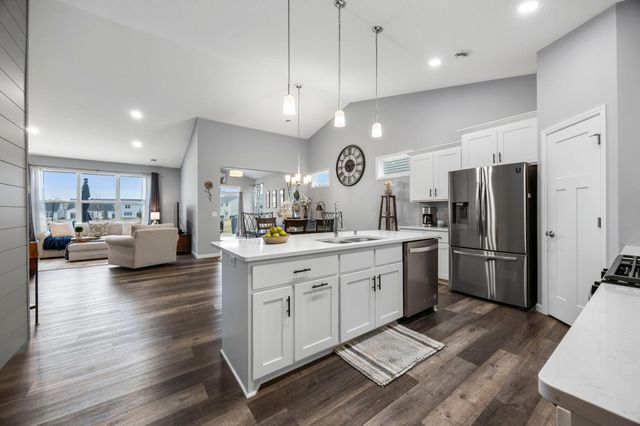 2719 Jacamar Avenue NE, Saint Michael, MN 55376