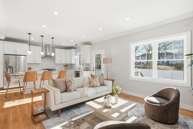 21 Tremont Street B, Stoneham, MA 02180