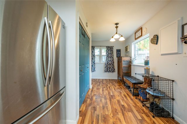 330 N 1st Street, Carlisle, IA 50047