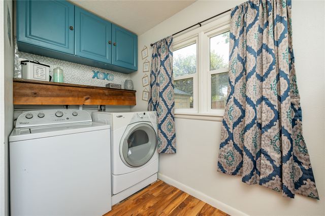 330 N 1st Street, Carlisle, IA 50047