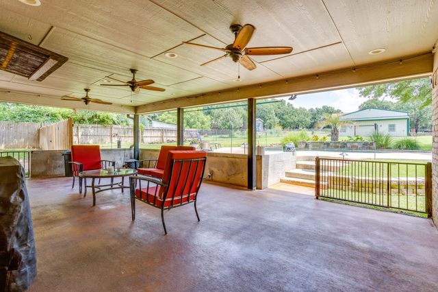 7008 County Road 527, Burleson, TX 76028