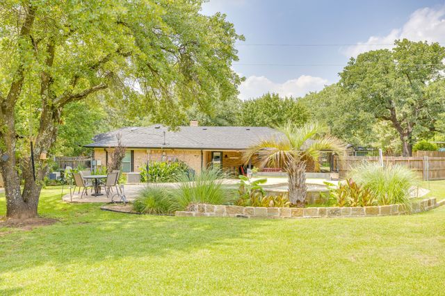 7008 County Road 527, Burleson, TX 76028