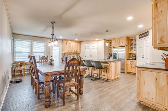 7008 County Road 527, Burleson, TX 76028