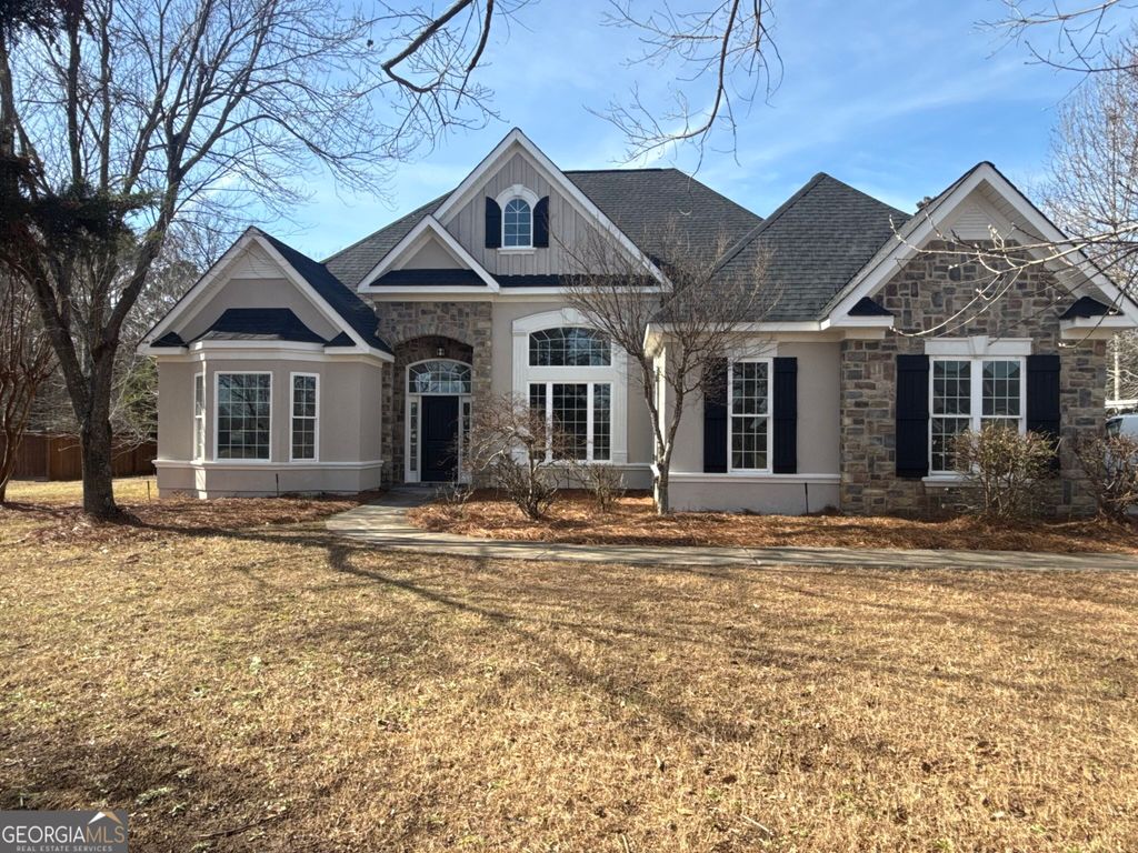 251 Peregrine Drive, Byron, GA 31008