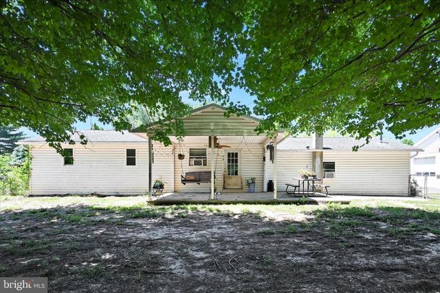 135 GRUBBS CORNER RD, Peach Bottom, PA 17563
