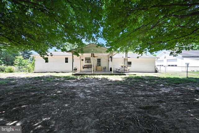 135 GRUBBS CORNER RD, Peach Bottom, PA 17563