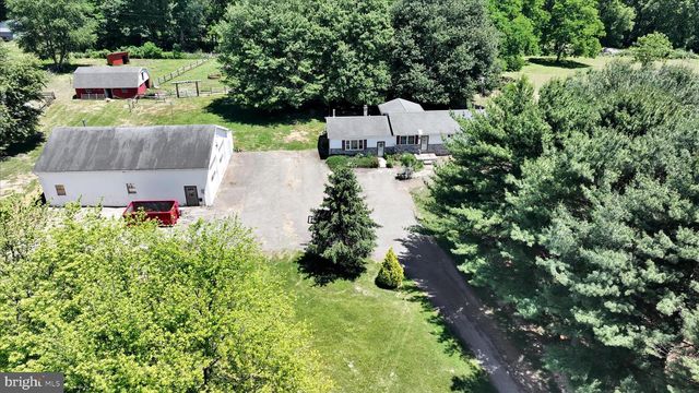 135 GRUBBS CORNER RD, Peach Bottom, PA 17563