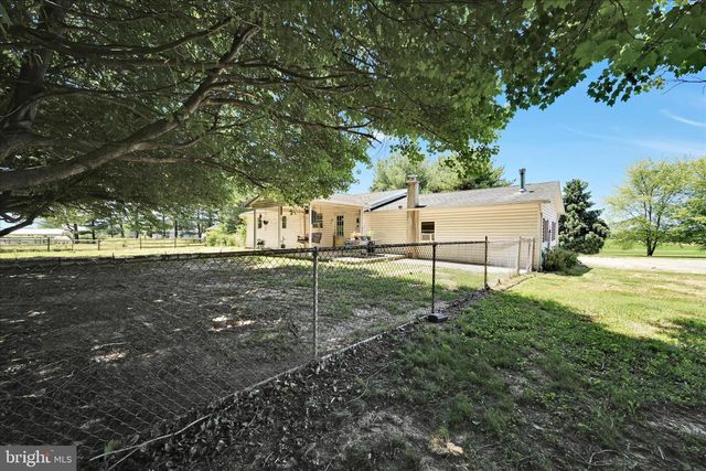 135 GRUBBS CORNER RD, Peach Bottom, PA 17563