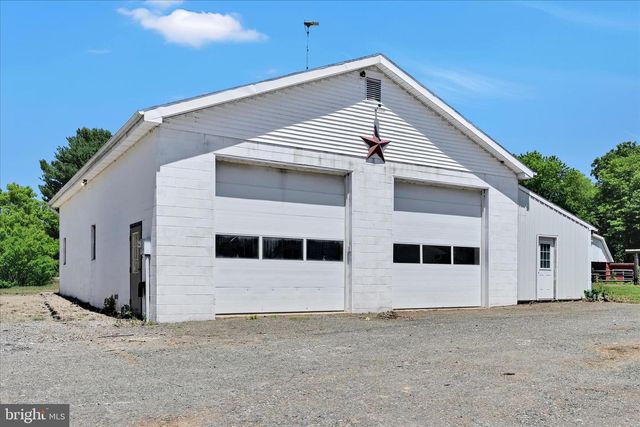 135 GRUBBS CORNER RD, Peach Bottom, PA 17563