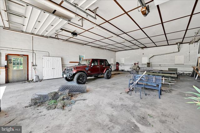 135 GRUBBS CORNER RD, Peach Bottom, PA 17563
