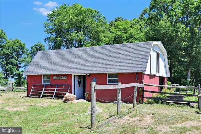135 GRUBBS CORNER RD, Peach Bottom, PA 17563