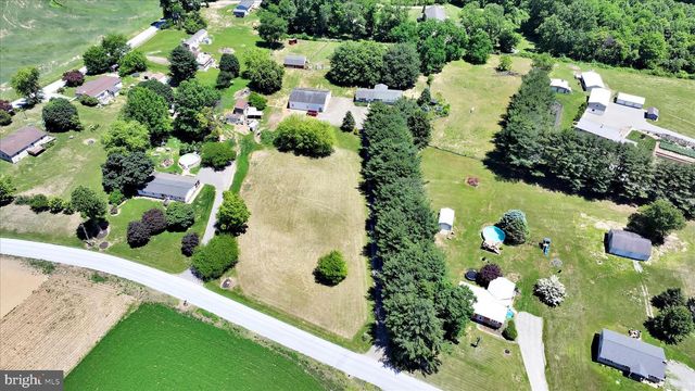 135 GRUBBS CORNER RD, Peach Bottom, PA 17563