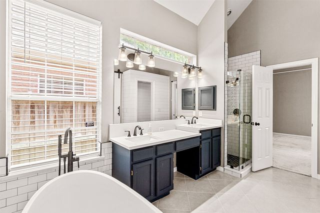 407 Dorcas Lane, Arlington, TX 76013
