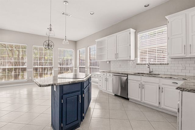 407 Dorcas Lane, Arlington, TX 76013