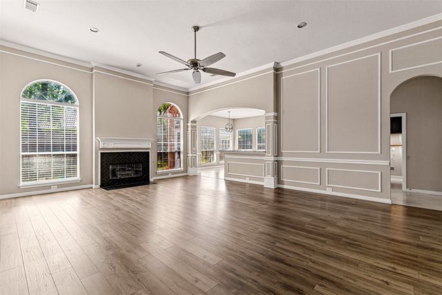 407 Dorcas Lane, Arlington, TX 76013
