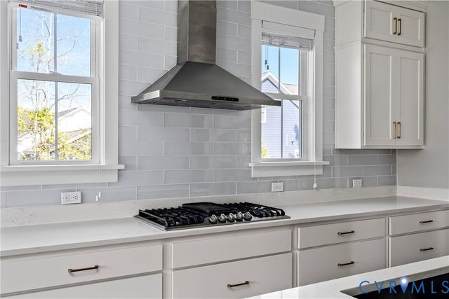 13109 Winding White Rose Ln, Ashland, VA 23005