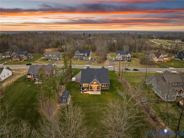 13109 Winding White Rose Ln, Ashland, VA 23005