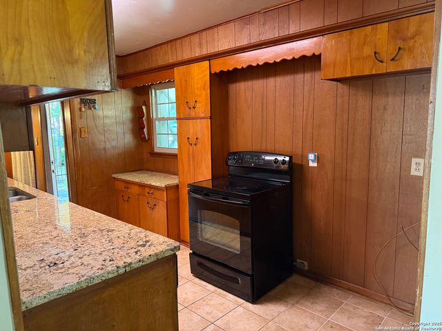 1806 Viewridge Dr, San Antonio, TX 78213