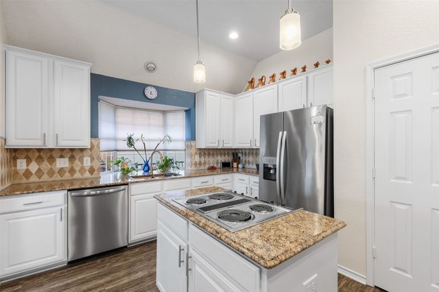 521 Palm Desert Drive, Garland, TX 75044
