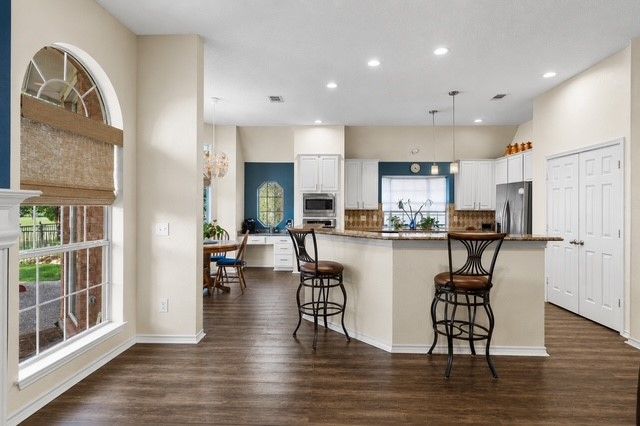 521 Palm Desert Drive, Garland, TX 75044