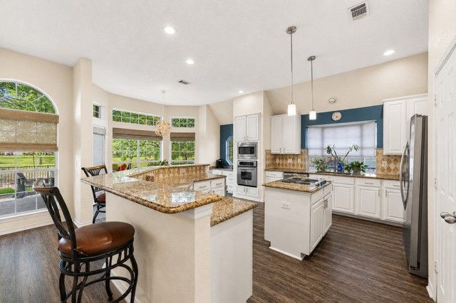 521 Palm Desert Drive, Garland, TX 75044