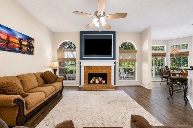 521 Palm Desert Drive, Garland, TX 75044
