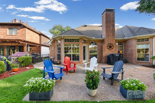 521 Palm Desert Drive, Garland, TX 75044