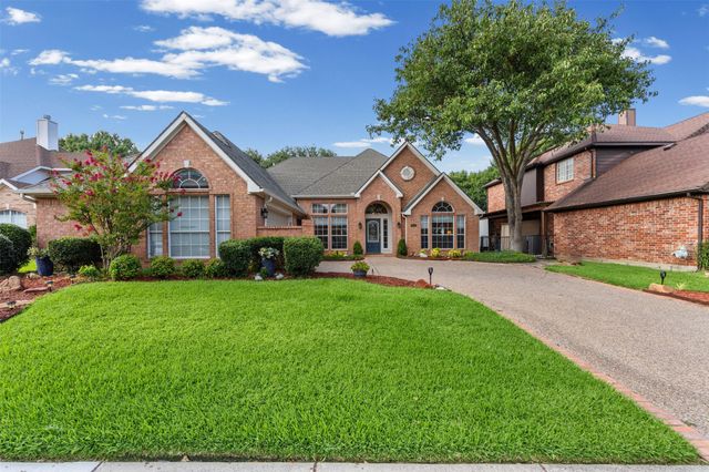 521 Palm Desert Drive, Garland, TX 75044