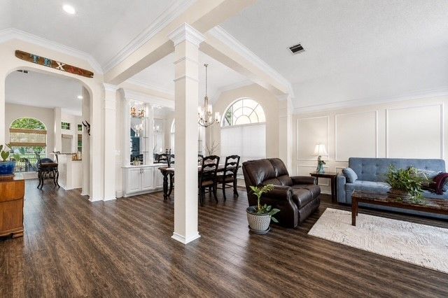 521 Palm Desert Drive, Garland, TX 75044