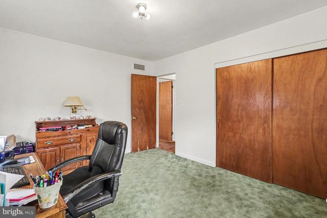 414 APPLETREE RD, Camp Hill, PA 17011