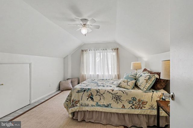 414 APPLETREE RD, Camp Hill, PA 17011