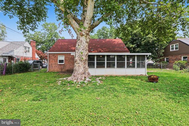 414 APPLETREE RD, Camp Hill, PA 17011