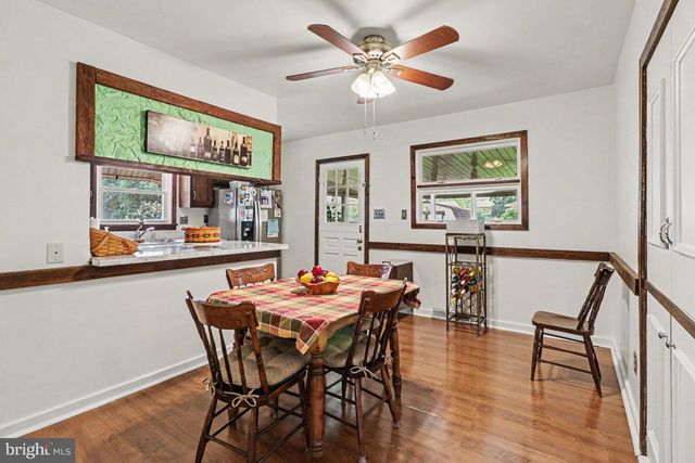 414 APPLETREE RD, Camp Hill, PA 17011