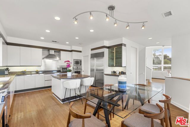 3670 Avenida Del Sol, Studio City (los Angeles), CA 91604