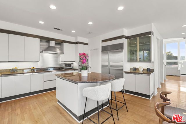 3670 Avenida Del Sol, Studio City (los Angeles), CA 91604