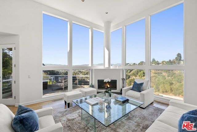 3670 Avenida Del Sol, Studio City (los Angeles), CA 91604