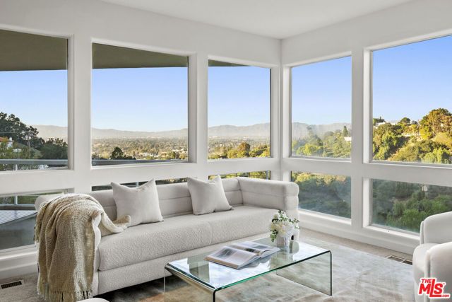 3670 Avenida Del Sol, Studio City (los Angeles), CA 91604