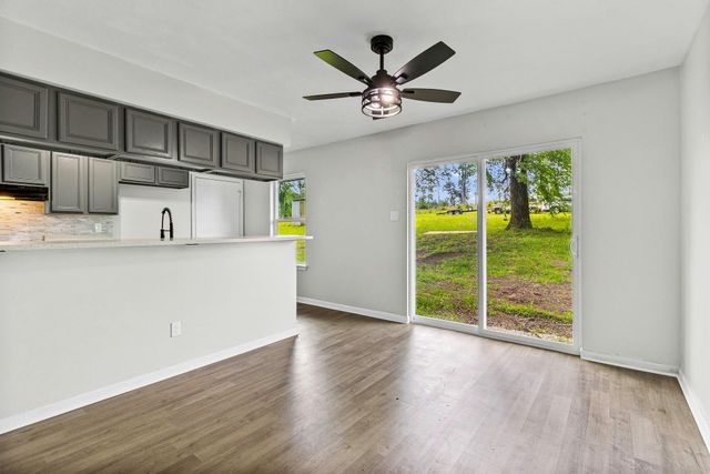 3360 Us Highway 190 W, Point Blank, TX 77364